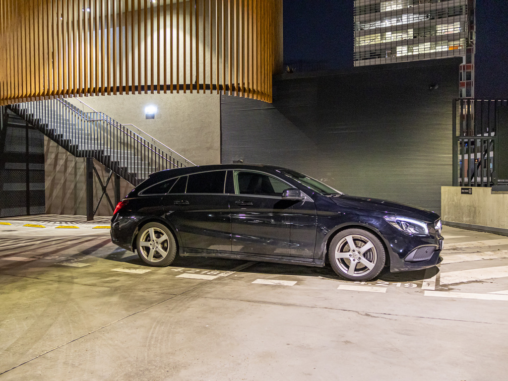 Mercedes-Benz CLA Shooting Brake - Side